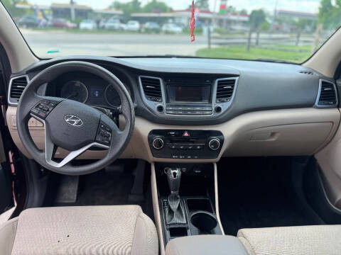 2017 Hyundai Tucson SE