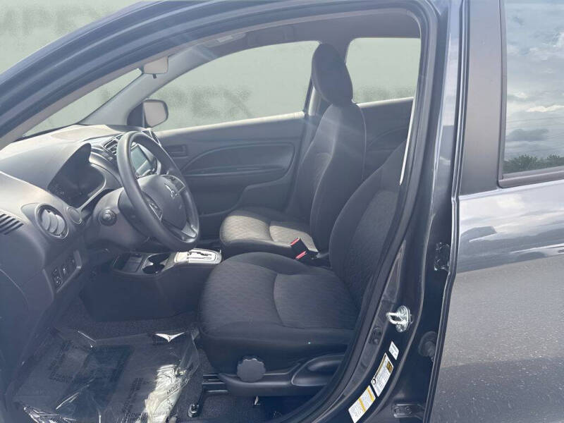 2024 Mitsubishi Mirage ES