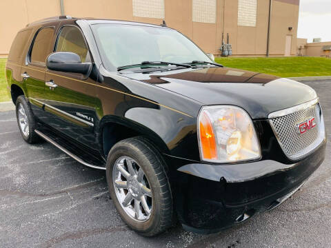 2008 GMC Yukon for sale at CROSSROADS AUTO SALES in West Chester PA