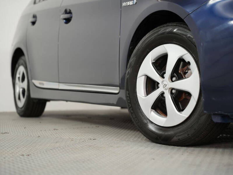 2013 Toyota Prius Two