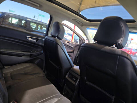 2019 Ford Edge Titanium