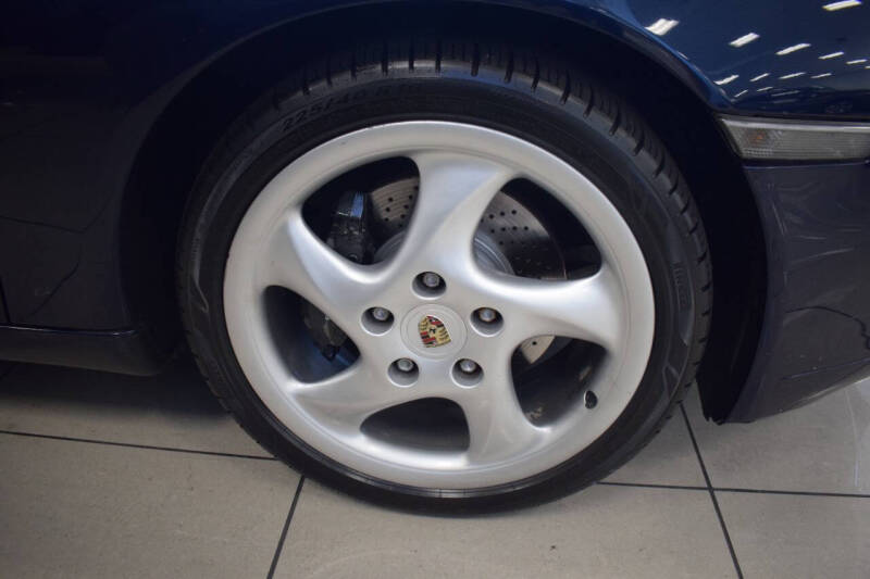 2000 Porsche 911 Carrera