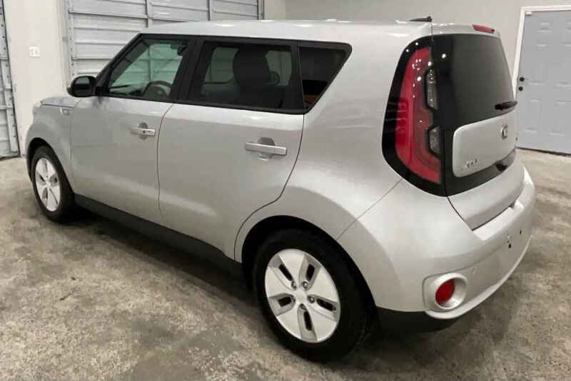 2016 Kia Soul EV +