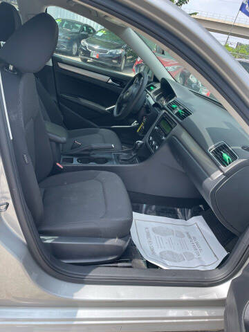 2012 Volkswagen Passat S