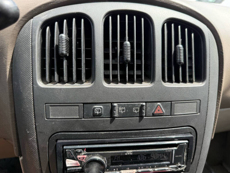 2002 Dodge Caravan SE