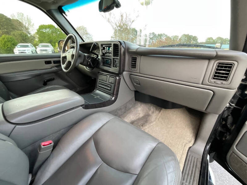 2003 GMC Sierra 1500 Denali