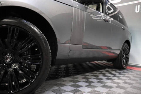 2020 Land Rover Range Rover P525 HSE