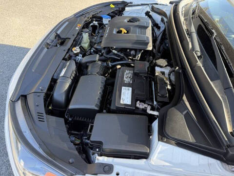 2021 Hyundai Veloster 2.0L Premium