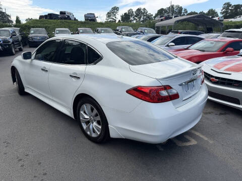2011 Infiniti M37