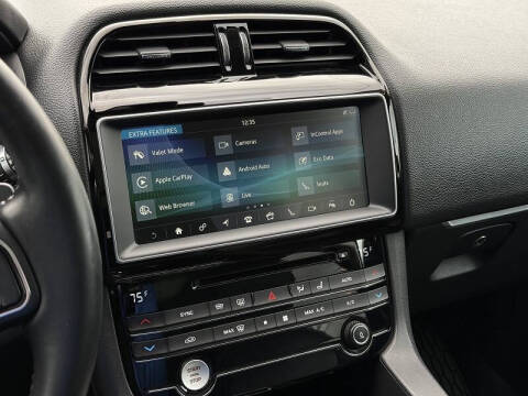 2017 Jaguar F-PACE 35t Prestige