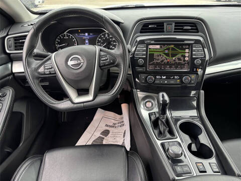 2023 Nissan Maxima 3.5 SV