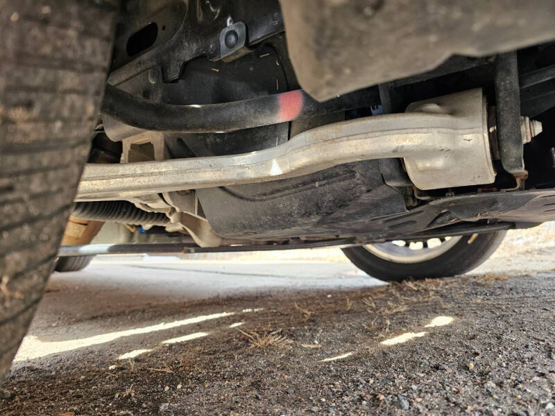 2005 Ford Thunderbird Deluxe