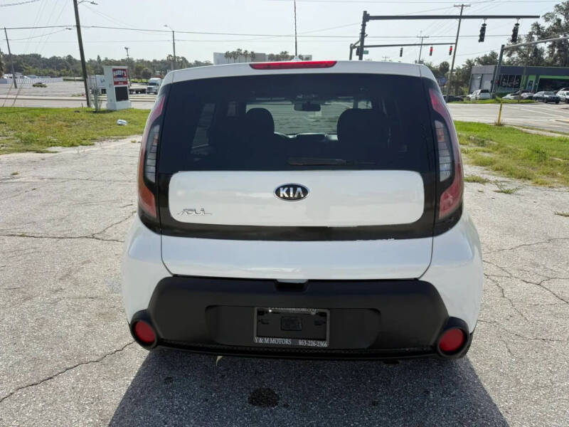 2015 Kia Soul +