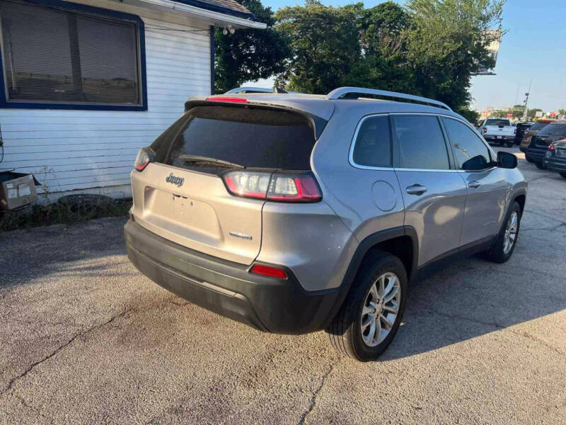 2019 Jeep Cherokee Latitude
