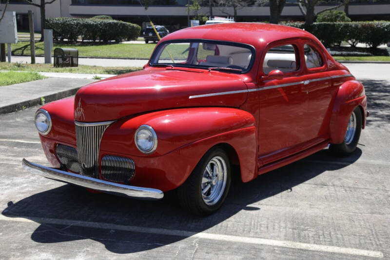 1941 Ford Deluxe