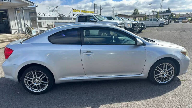2005 Scion tC