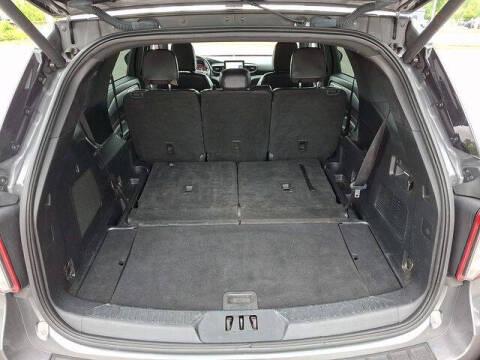 2022 Ford Explorer ST-Line