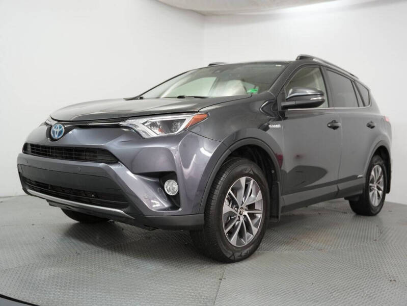 2017 Toyota RAV4 Hybrid XLE