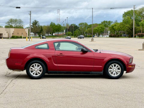 2008 Ford Mustang V6 Deluxe