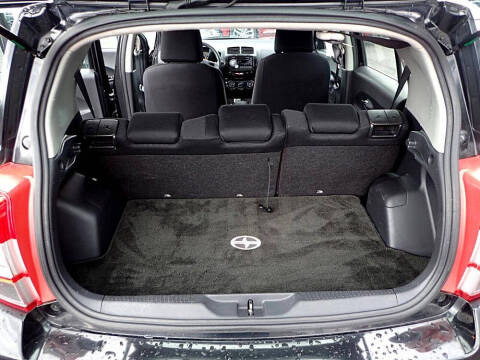 2010 Scion xD