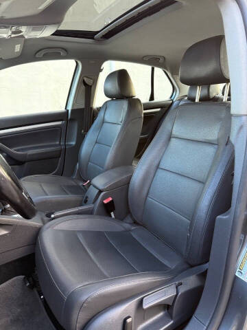 2008 Volkswagen Jetta SE PZEV