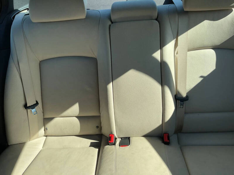 2012 BMW 7 Series 740i