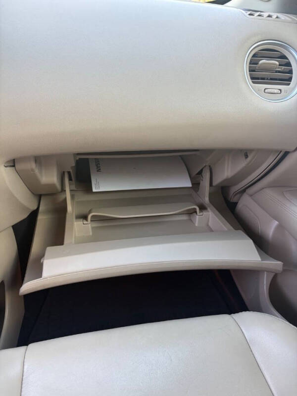 2017 Nissan Pathfinder Platinum