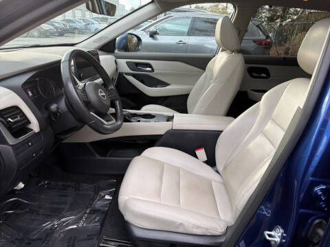 2022 Nissan Rogue SL