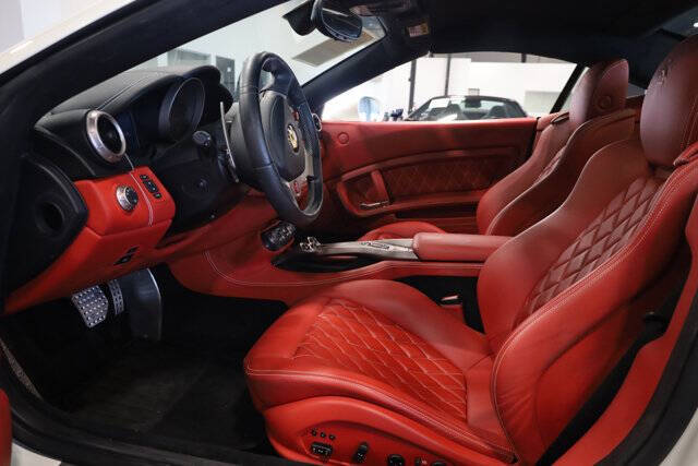 2010 Ferrari California