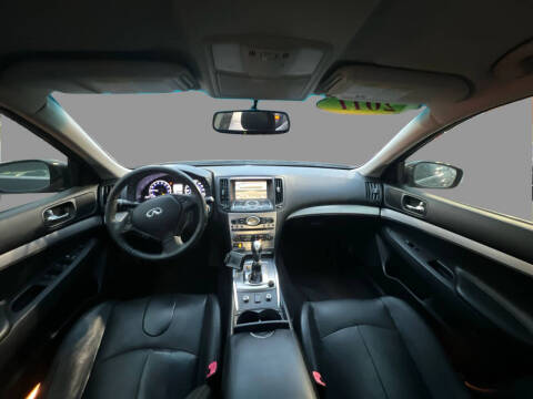 2011 Infiniti G25 Sedan x