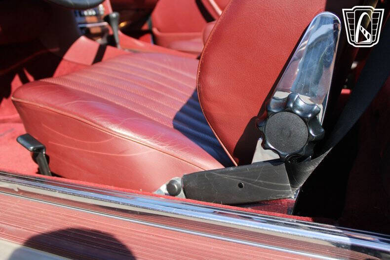 1989 Mercedes-Benz 560-Class 560 SL