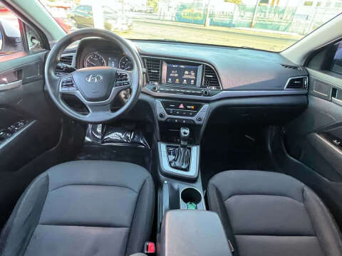 2018 Hyundai Elantra