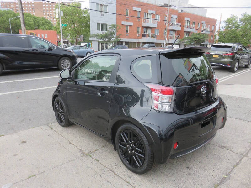 2014 Scion iQ