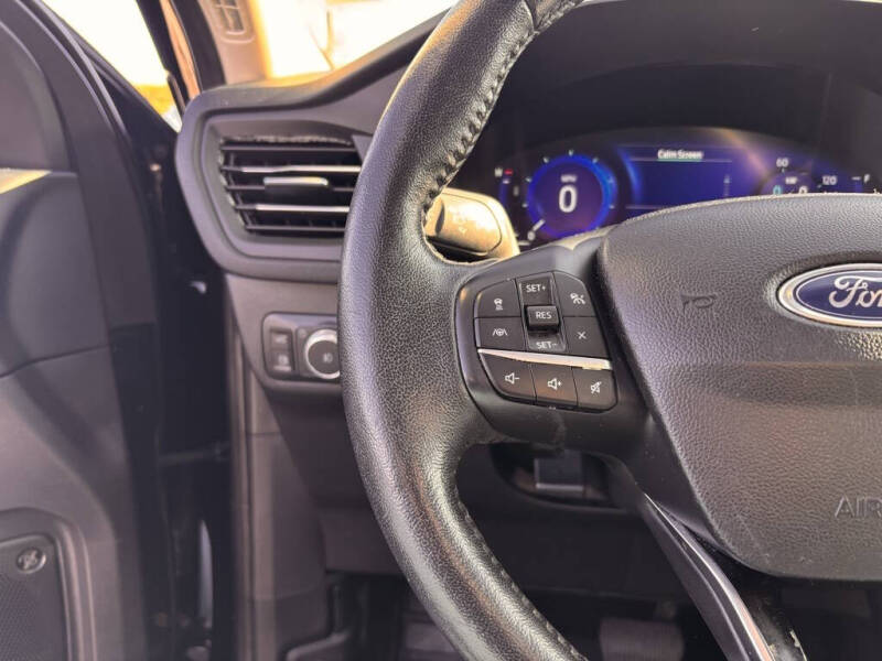 2020 Ford Escape Hybrid Titanium