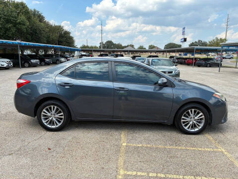 2015 Toyota Corolla LE