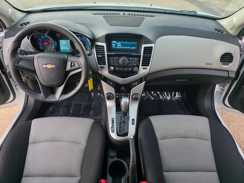 2016 Chevrolet Cruze Limited LS Auto