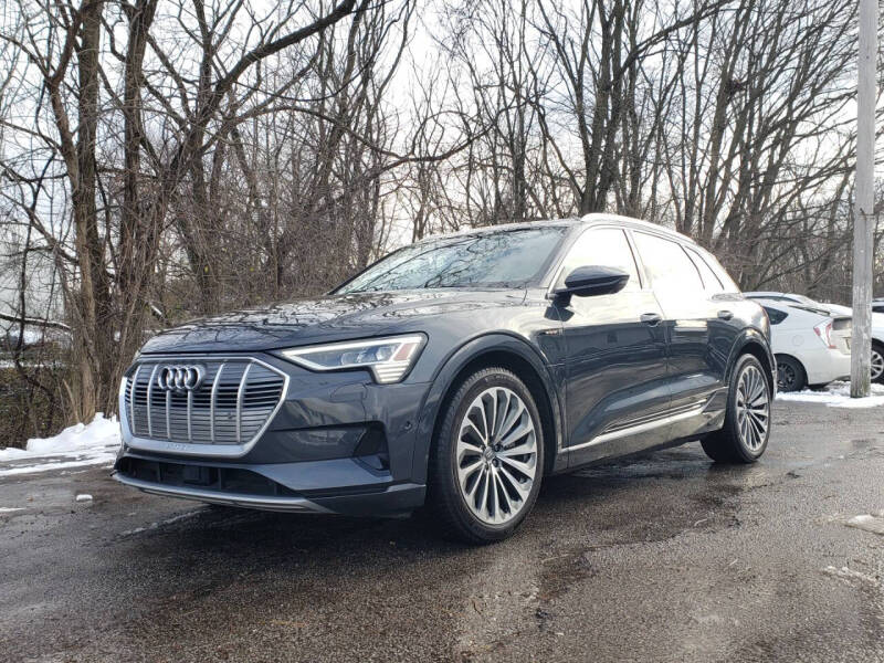 2019 Audi e-tron quattro Prestige
