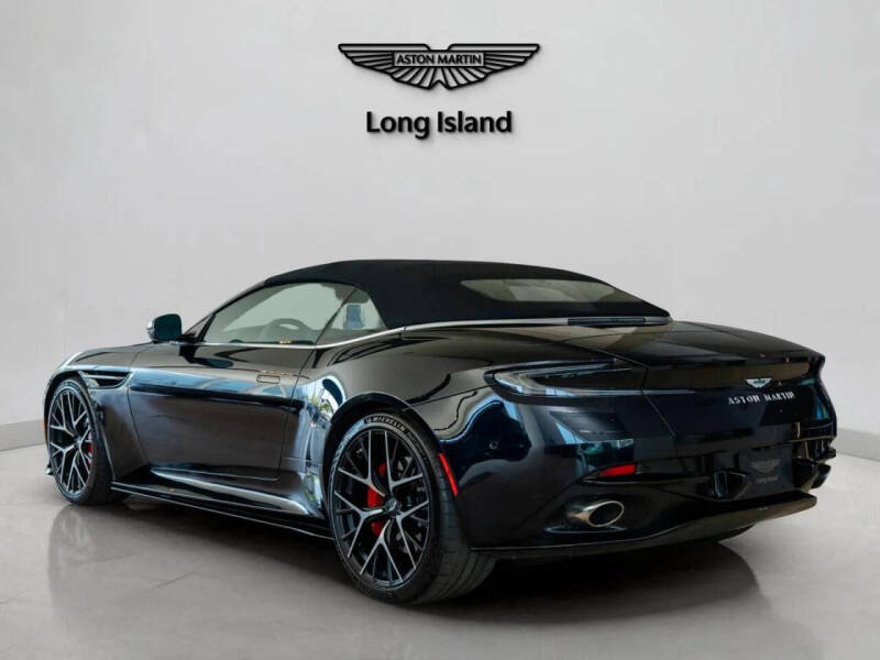 2024 Aston Martin DB12 Volante