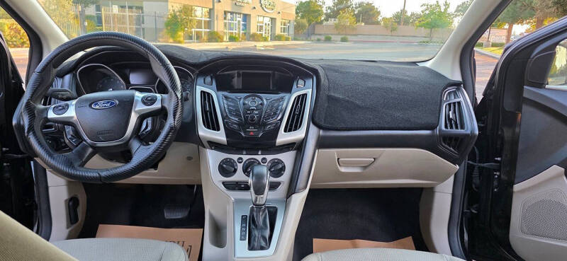 2012 Ford Focus SE