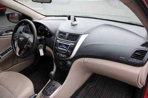 2015 Hyundai Accent GLS