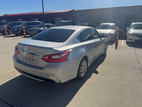 2016 Nissan Altima 2.5 S