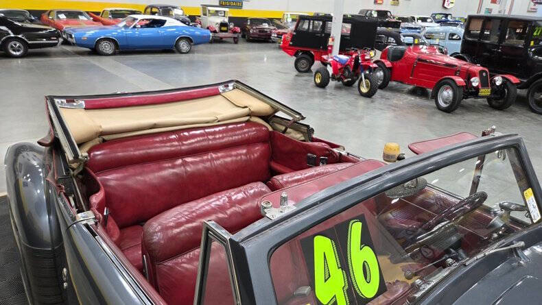 1946 Lincoln Continental
