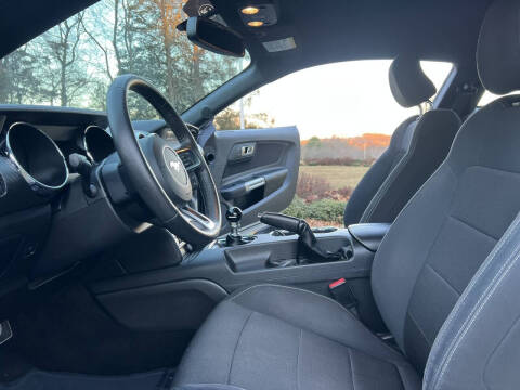 2015 Ford Mustang V6