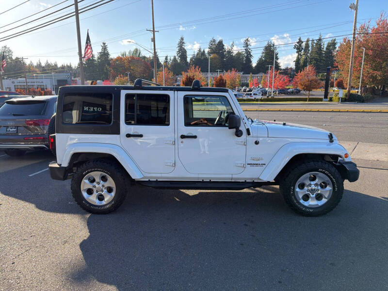 2013 Jeep Wrangler Unlimited Sahara