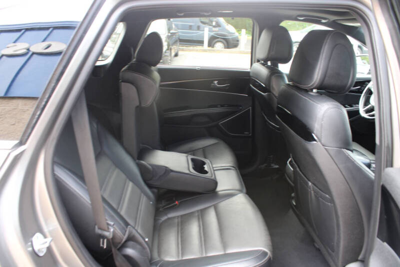 2016 Kia Sorento SX Limited