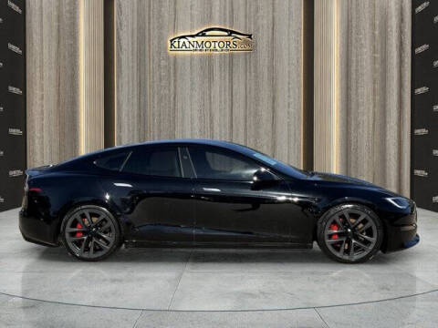 2023 Tesla Model S Plaid