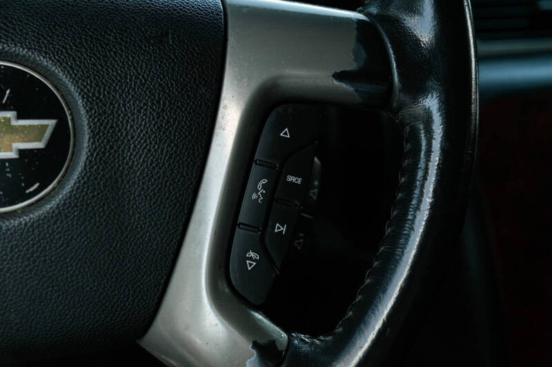 2011 Chevrolet Avalanche LS