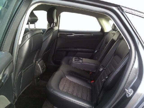 2017 Ford Fusion Hybrid SE