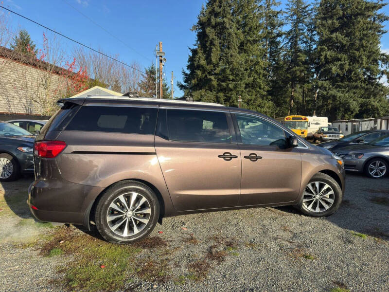 2016 Kia Sedona