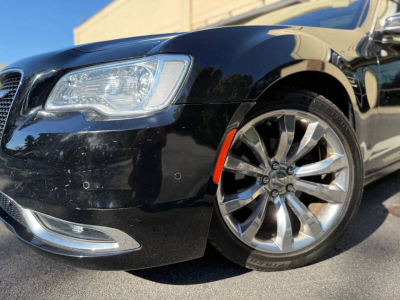 2016 Chrysler 300 C